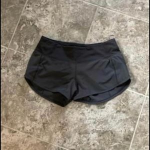 Lululemon Speed Up Short 2.5 Size 2